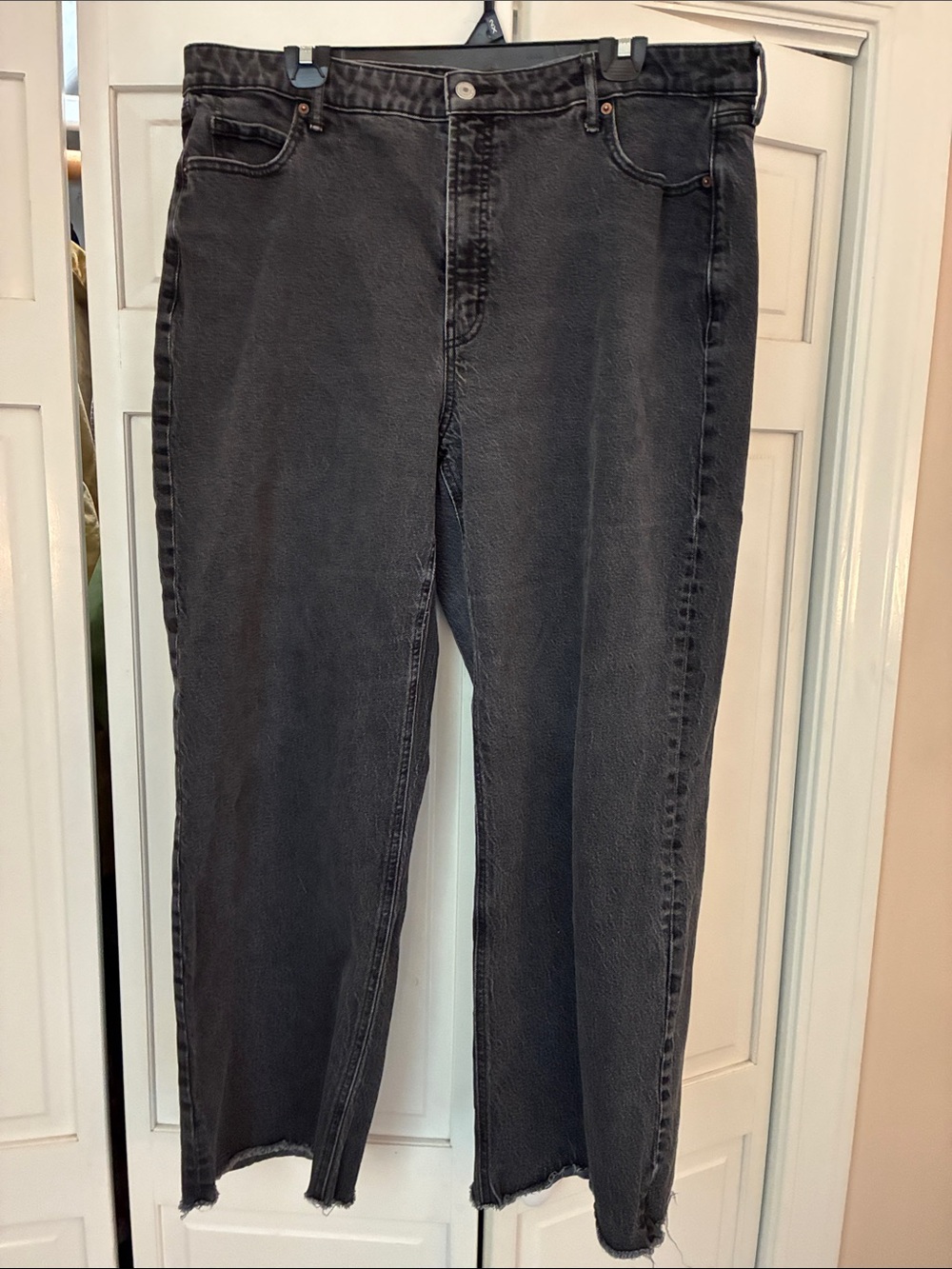 Old Navy Black Straight-Leg Jeans